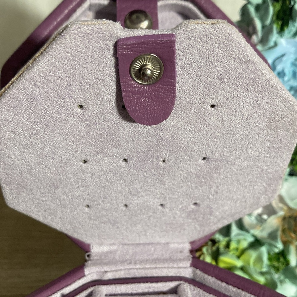 Guang Tong leather jewelry box Purple Hexagonal New no box - Picture 7 of 16